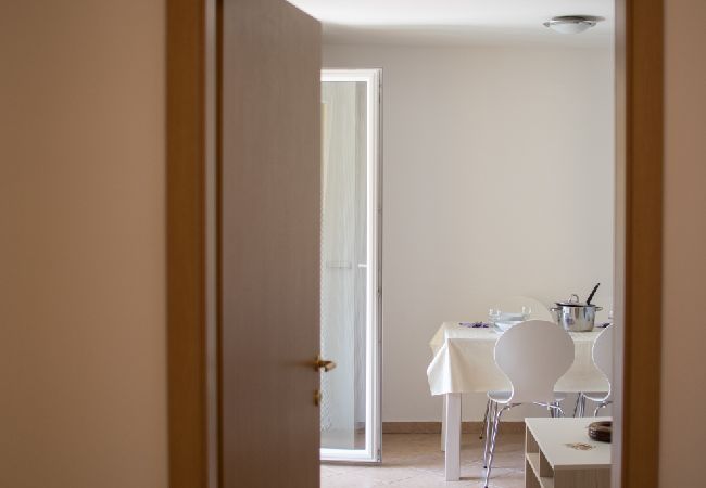 Apartamento en Savudrija - Apartamento en Savudrija con Terraza, Acondicionador, WIFI, Lavavajillas (4264-1) Apartamento en Savudrija - Apartamento en Savudrija con Terraza, Acondicionador, WIFI, Lavavajillas (4264-1)