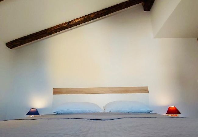 Apartamento en Supetarska Draga - Apartamento en Supetarska Draga con Seaview, Balcón, Acondicionador, WIFI (4325-1) Apartamento en Supetarska Draga - Apartamento en Supetarska Draga con Seaview, Balcón, Acondicionador, WIFI (4325-1)