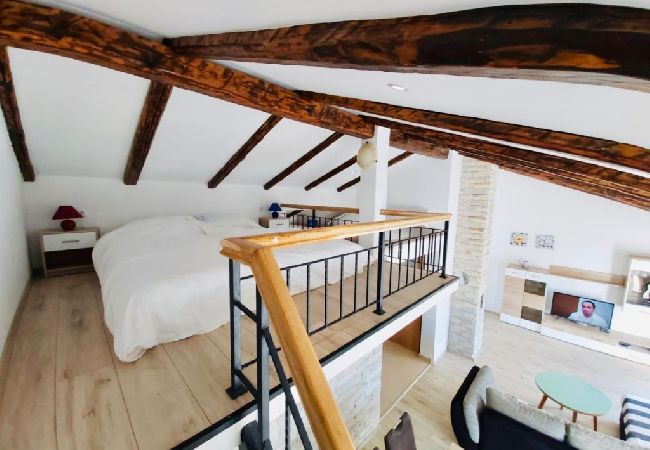 Apartamento en Supetarska Draga - Apartamento en Supetarska Draga con Seaview, Balcón, Acondicionador, WIFI (4325-1) Apartamento en Supetarska Draga - Apartamento en Supetarska Draga con Seaview, Balcón, Acondicionador, WIFI (4325-1)