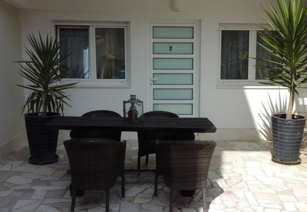 Estudio en Trogir - Apartamento Estudio en Trogir con Balcón, Acondicionador, WIFI (4328-7)