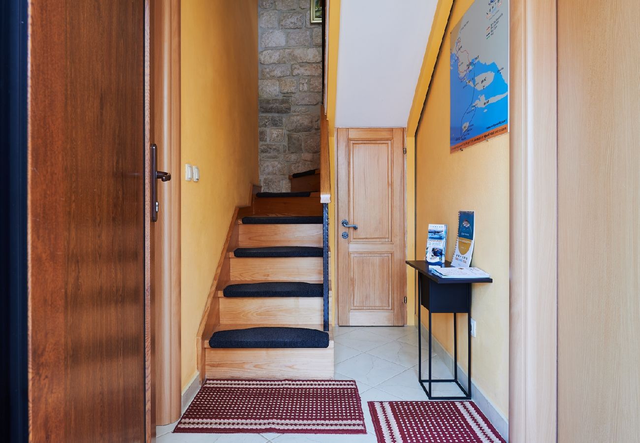 Estudio en Trogir - Apartamento Estudio en Trogir con Balcón, Acondicionador, WIFI (4324-4)