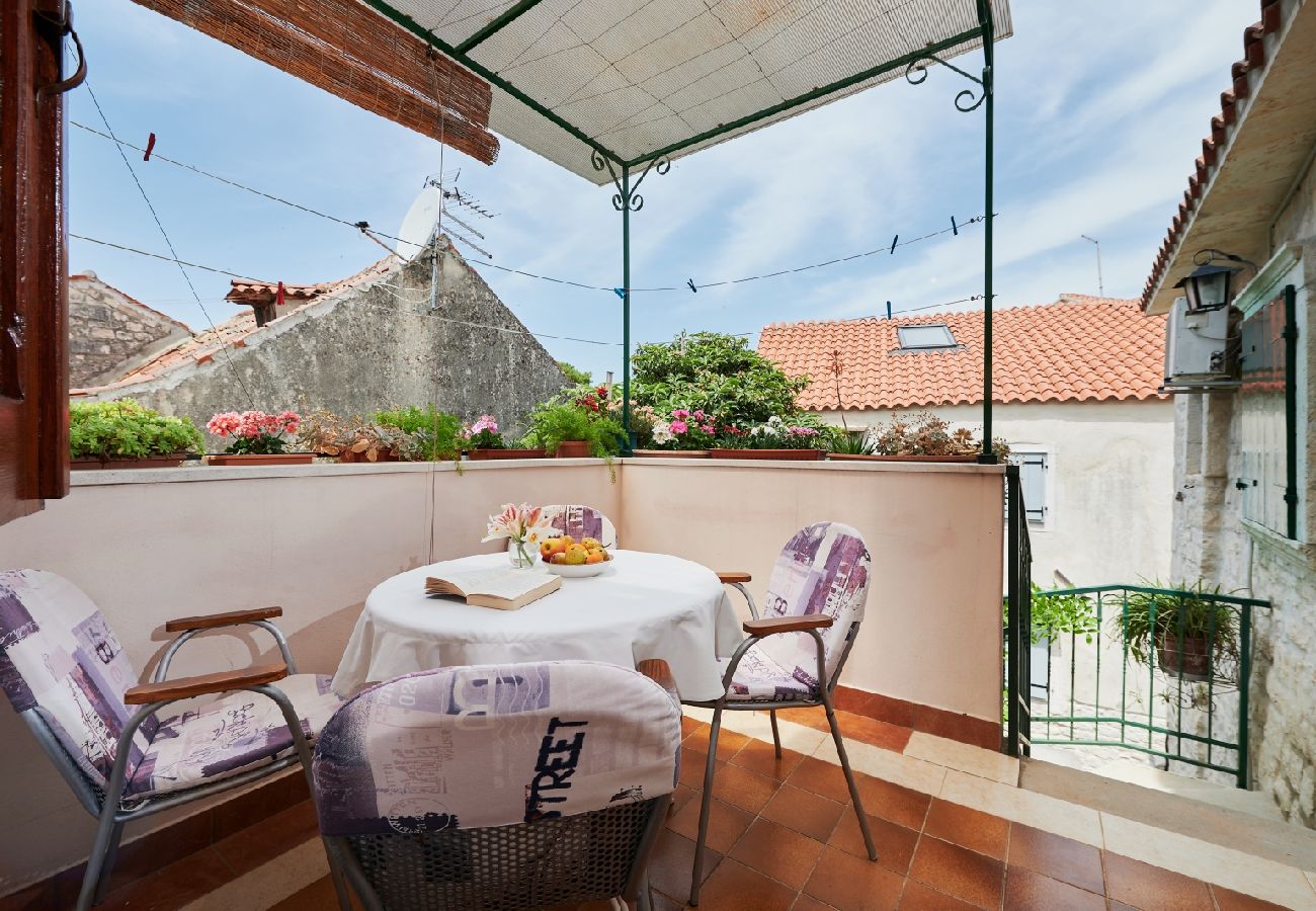 Apartamento en Trogir - Apartamento en Trogir con Balcón, Acondicionador, WIFI (4324-2)