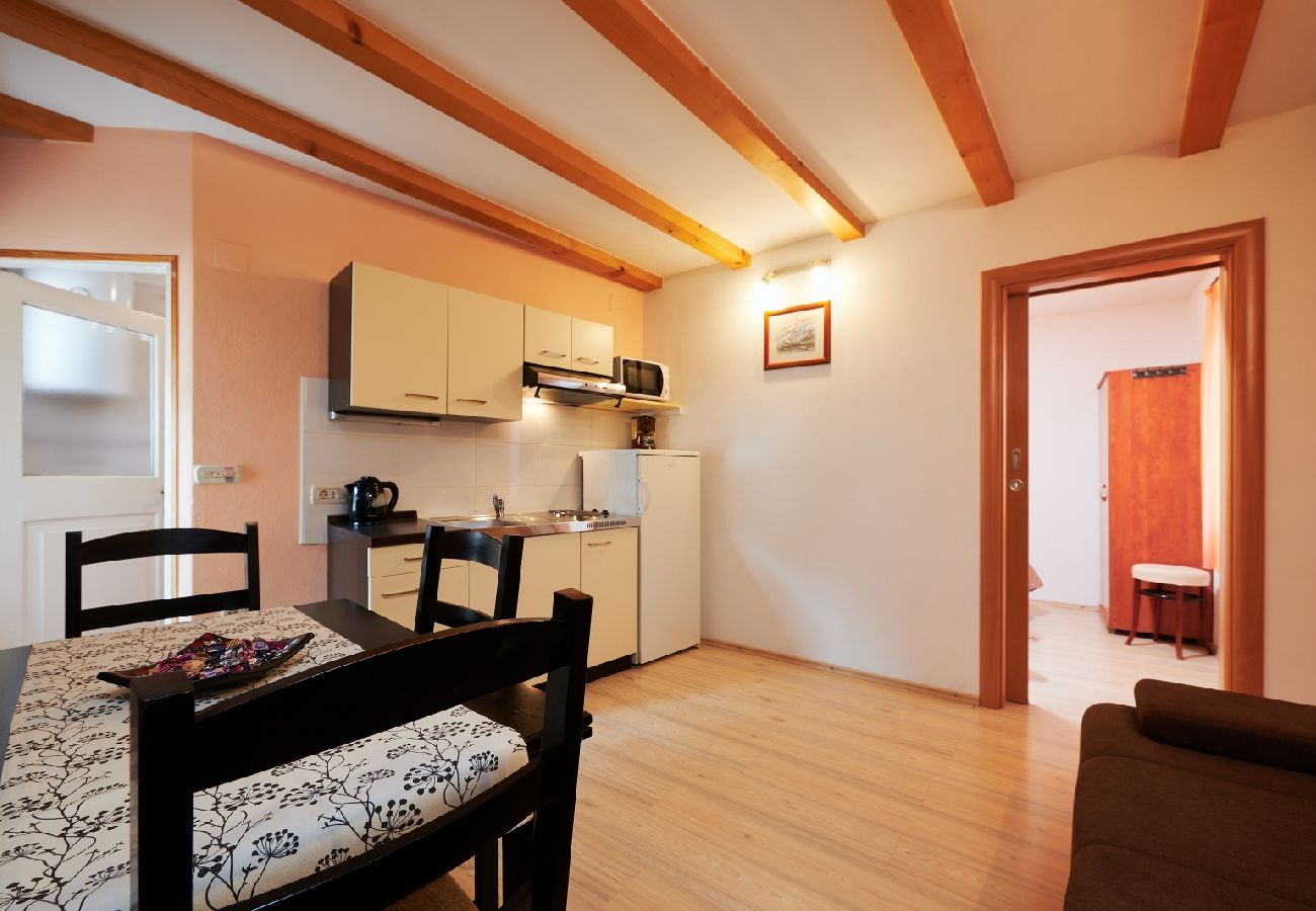 Apartamento en Trogir - Apartamento en Trogir con Balcón, Acondicionador, WIFI (4324-2)