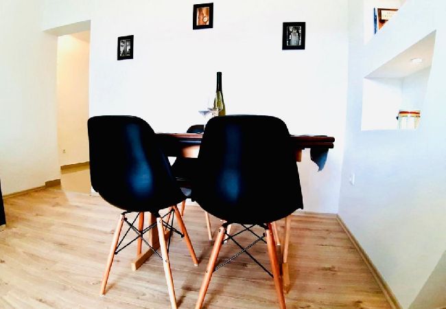 Apartamento en Supetarska Draga - Apartamento en Supetarska Draga con Seaview, Balcón, Acondicionador, WIFI (4325-3) Apartamento en Supetarska Draga - Apartamento en Supetarska Draga con Seaview, Balcón, Acondicionador, WIFI (4325-3)