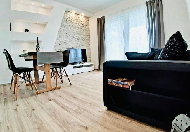 Apartamento en Supetarska Draga - Apartamento en Supetarska Draga con Seaview, Balcón, Acondicionador, WIFI (4325-3) Apartamento en Supetarska Draga - Apartamento en Supetarska Draga con Seaview, Balcón, Acondicionador, WIFI (4325-3)