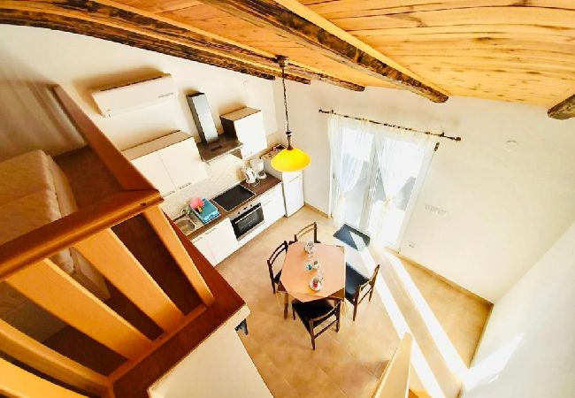 Apartamento en Supetarska Draga - Apartamento en Supetarska Draga con Seaview, Balcón, Acondicionador, WIFI (4325-2) Apartamento en Supetarska Draga - Apartamento en Supetarska Draga con Seaview, Balcón, Acondicionador, WIFI (4325-2)