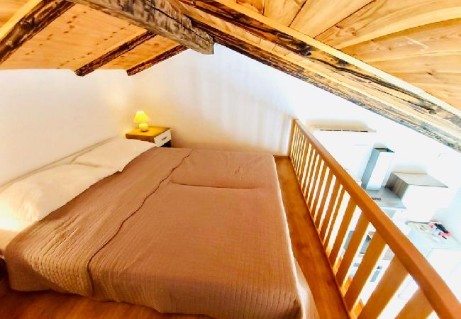 Apartamento en Supetarska Draga - Apartamento en Supetarska Draga con Seaview, Balcón, Acondicionador, WIFI (4325-2) Apartamento en Supetarska Draga - Apartamento en Supetarska Draga con Seaview, Balcón, Acondicionador, WIFI (4325-2)