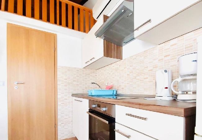 Apartamento en Supetarska Draga - Apartamento en Supetarska Draga con Seaview, Balcón, Acondicionador, WIFI (4325-2) Apartamento en Supetarska Draga - Apartamento en Supetarska Draga con Seaview, Balcón, Acondicionador, WIFI (4325-2)