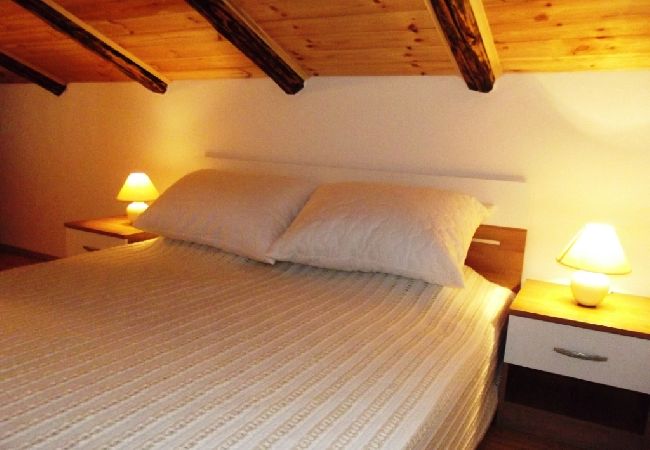 Apartamento en Supetarska Draga - Apartamento en Supetarska Draga con Seaview, Balcón, Acondicionador, WIFI (4325-2) Apartamento en Supetarska Draga - Apartamento en Supetarska Draga con Seaview, Balcón, Acondicionador, WIFI (4325-2)
