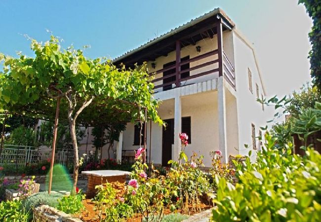 Apartamento en Fažana - Apartamento en Fažana con Seaview, Balcón, Acondicionador, WIFI (4348-1) Apartamento en Fažana - Apartamento en Fažana con Seaview, Balcón, Acondicionador, WIFI (4348-1)