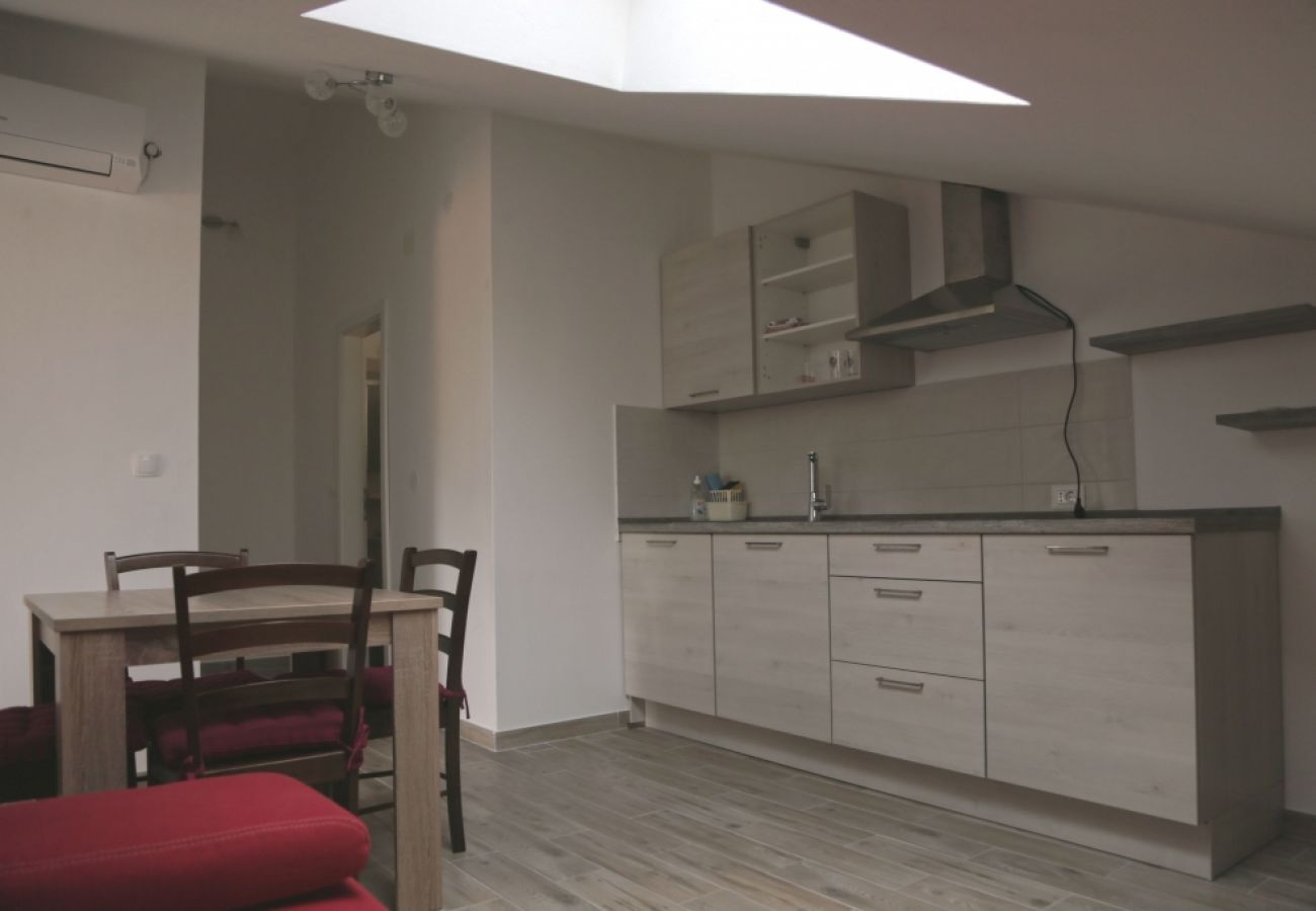 Apartamento en Susak - Apartamento en Susak con Acondicionador, WIFI (3865-6)