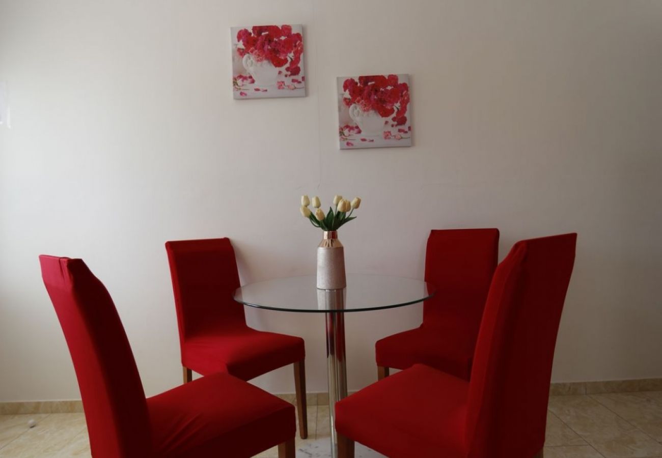 Apartamento en Lopar - Apartamento en Lopar con Terraza, Acondicionador, WIFI, Lavadora (4360-1)