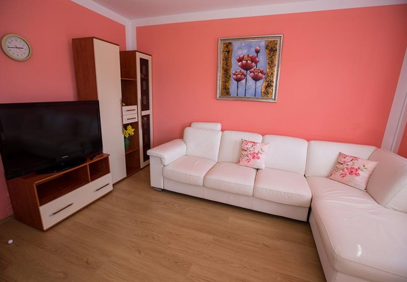 Apartamento en Lopar - Apartamento en Lopar con Terraza, Acondicionador, WIFI, Lavadora (4360-3)