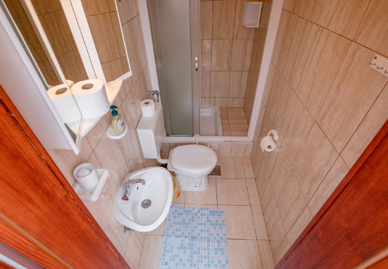 Apartamento en Palit - Apartamento en Palit con Terraza, Acondicionador, WIFI, Lavadora (4386-1)