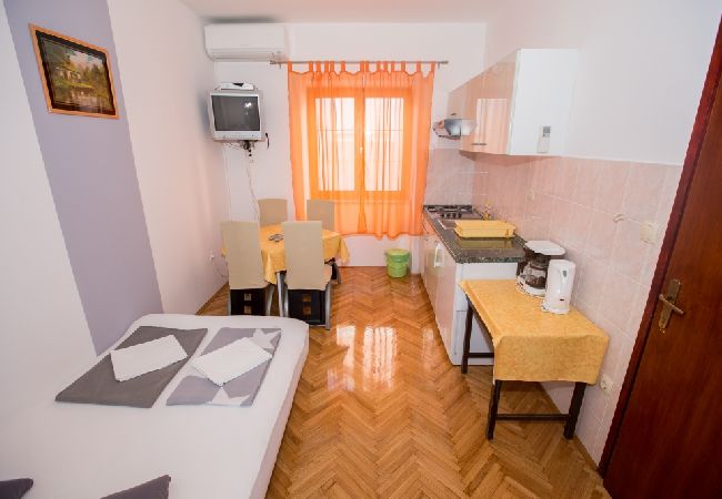 Apartamento en Lopar - Apartamento en Lopar con Seaview, Terraza, Acondicionador, WIFI (178-1) Apartamento en Lopar - Apartamento en Lopar con Seaview, Terraza, Acondicionador, WIFI (178-1)