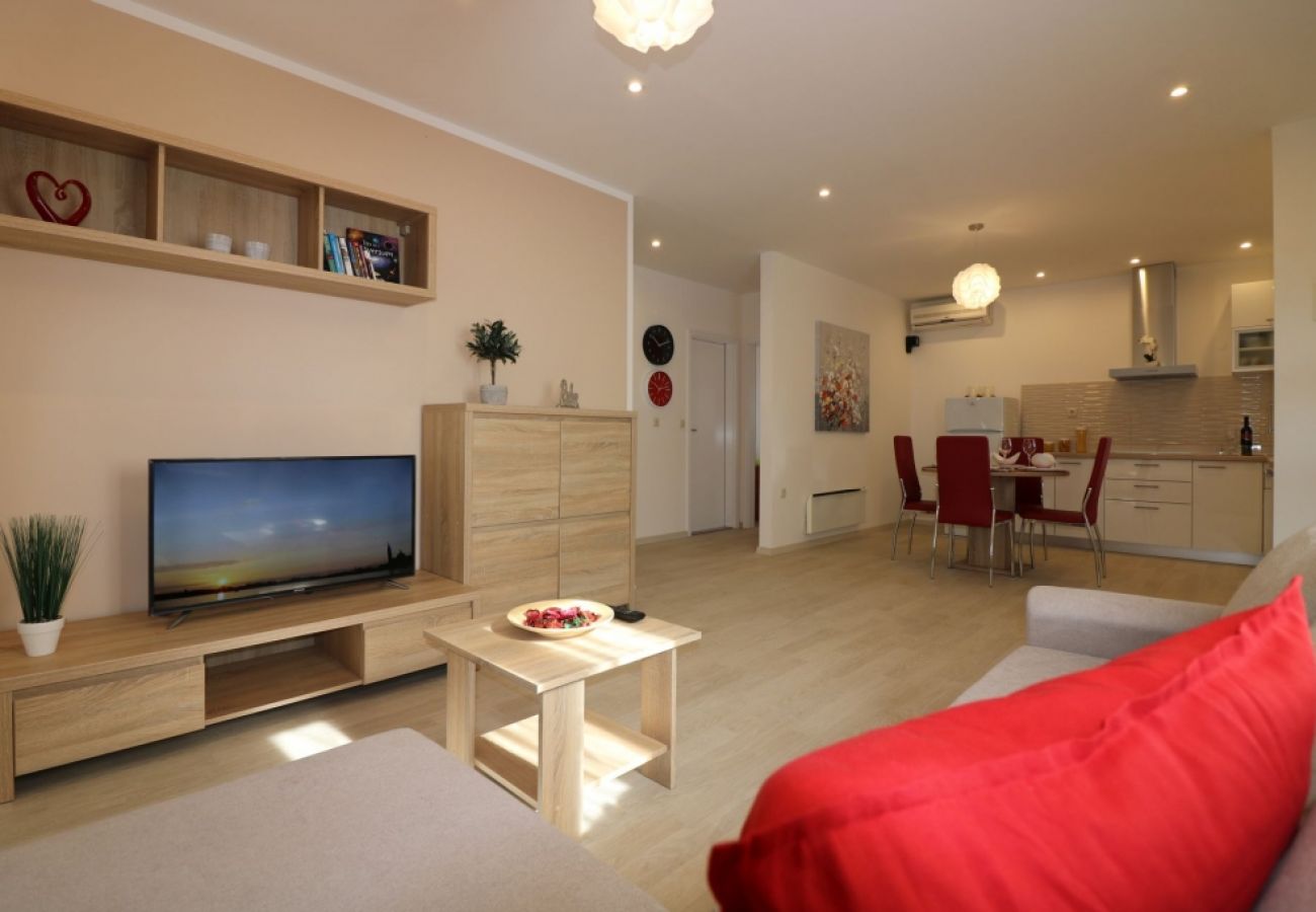 Casa en Porec - Casa de vacaciones en Poreč con Terraza, Acondicionador, WIFI, Lavavajillas (4400-6)