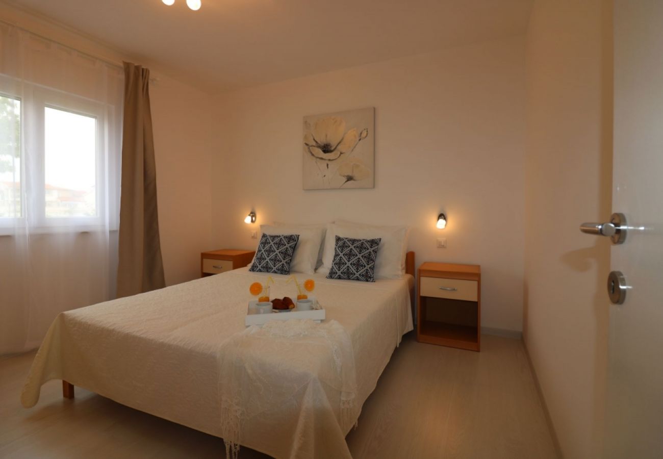 Casa en Porec - Casa de vacaciones en Poreč con Terraza, Acondicionador, WIFI, Lavavajillas (4400-5)