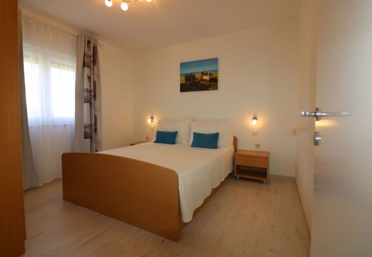 Casa en Porec - Casa de vacaciones en Poreč con Terraza, Acondicionador, WIFI, Lavavajillas (4400-7)