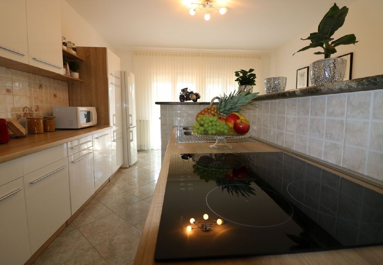 Apartamento en Porec - Apartamento en Poreč con Terraza, Acondicionador, WIFI, Lavavajillas (4400-9)