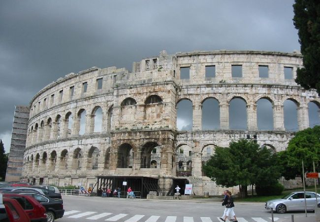 Casa en Porec - Casa de vacaciones en Poreč con Terraza, Acondicionador, WIFI, Lavavajillas (4400-1) Casa en Porec - Casa de vacaciones en Poreč con Terraza, Acondicionador, WIFI, Lavavajillas (4400-1)