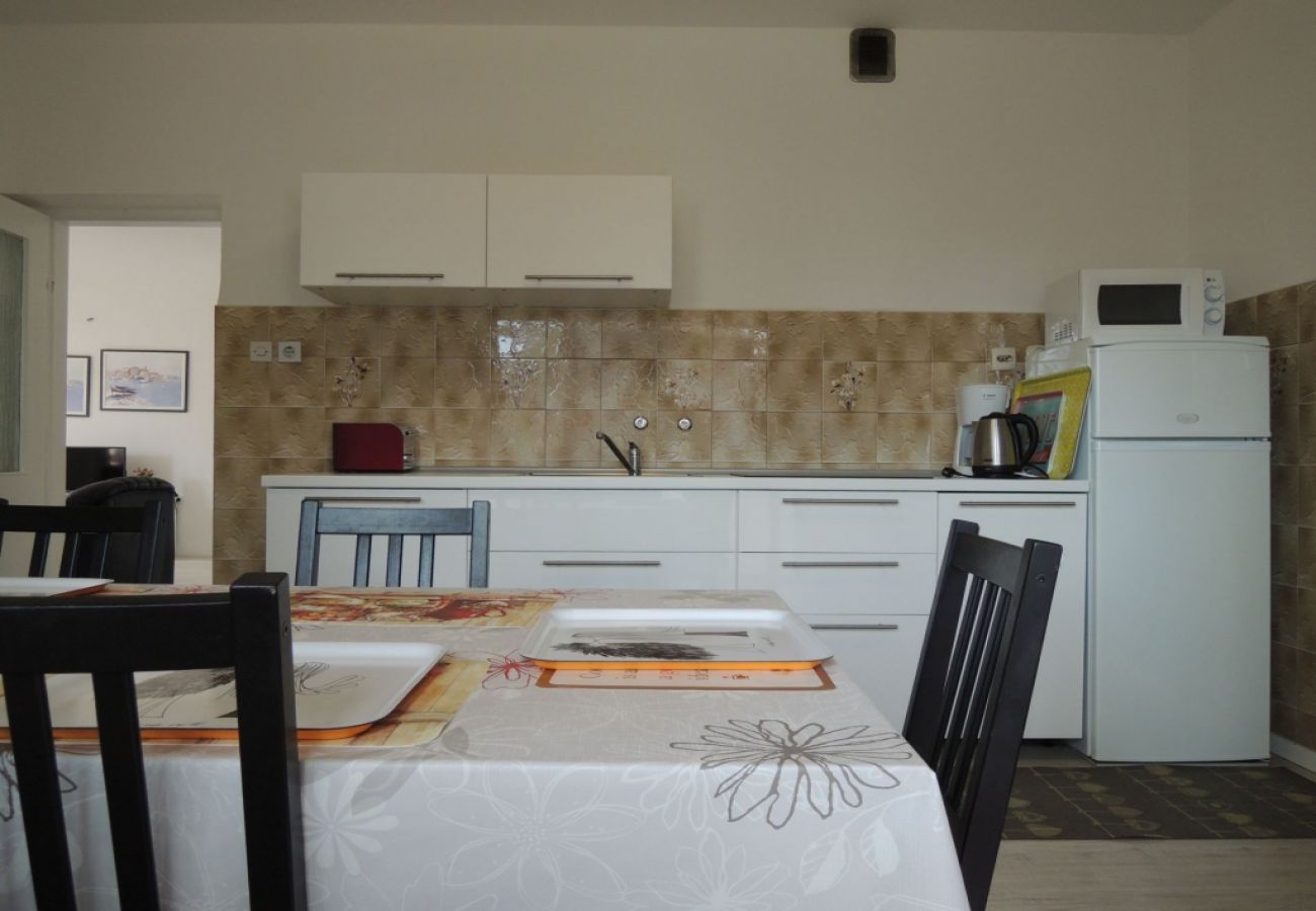 Apartamento en Porec - Apartamento en Poreč con Terraza, Acondicionador, WIFI, Lavavajillas (4400-10)