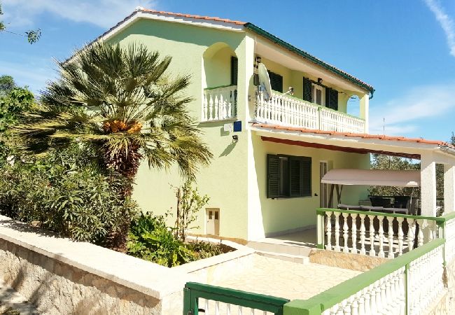 Apartamento en Sali - Apartamento en Sali con Seaview, Balcón, Acondicionador, WIFI (4413-2) Apartamento en Sali - Apartamento en Sali con Seaview, Balcón, Acondicionador, WIFI (4413-2)