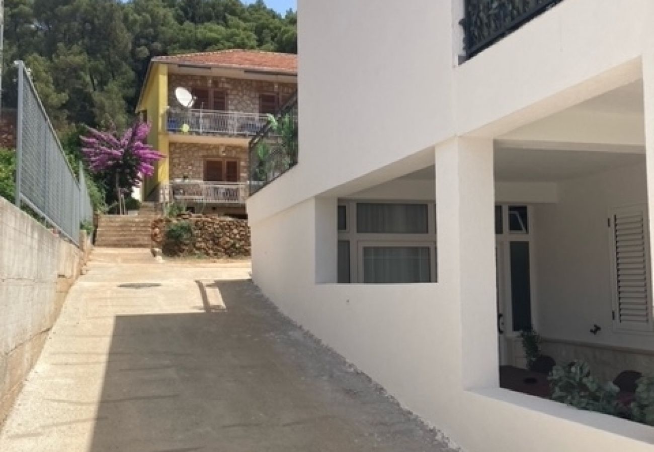 Apartamento en Jelsa - Apartamento en Jelsa con Terraza, Acondicionador, WIFI (4440-1)