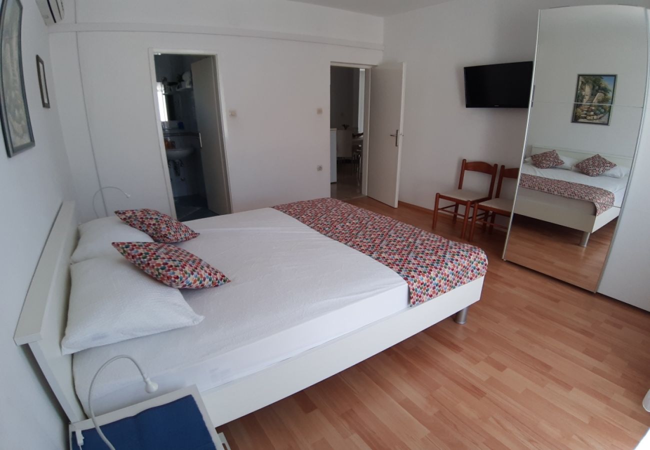 Apartamento en Jelsa - Apartamento en Jelsa con Terraza, Acondicionador, WIFI (4440-2)