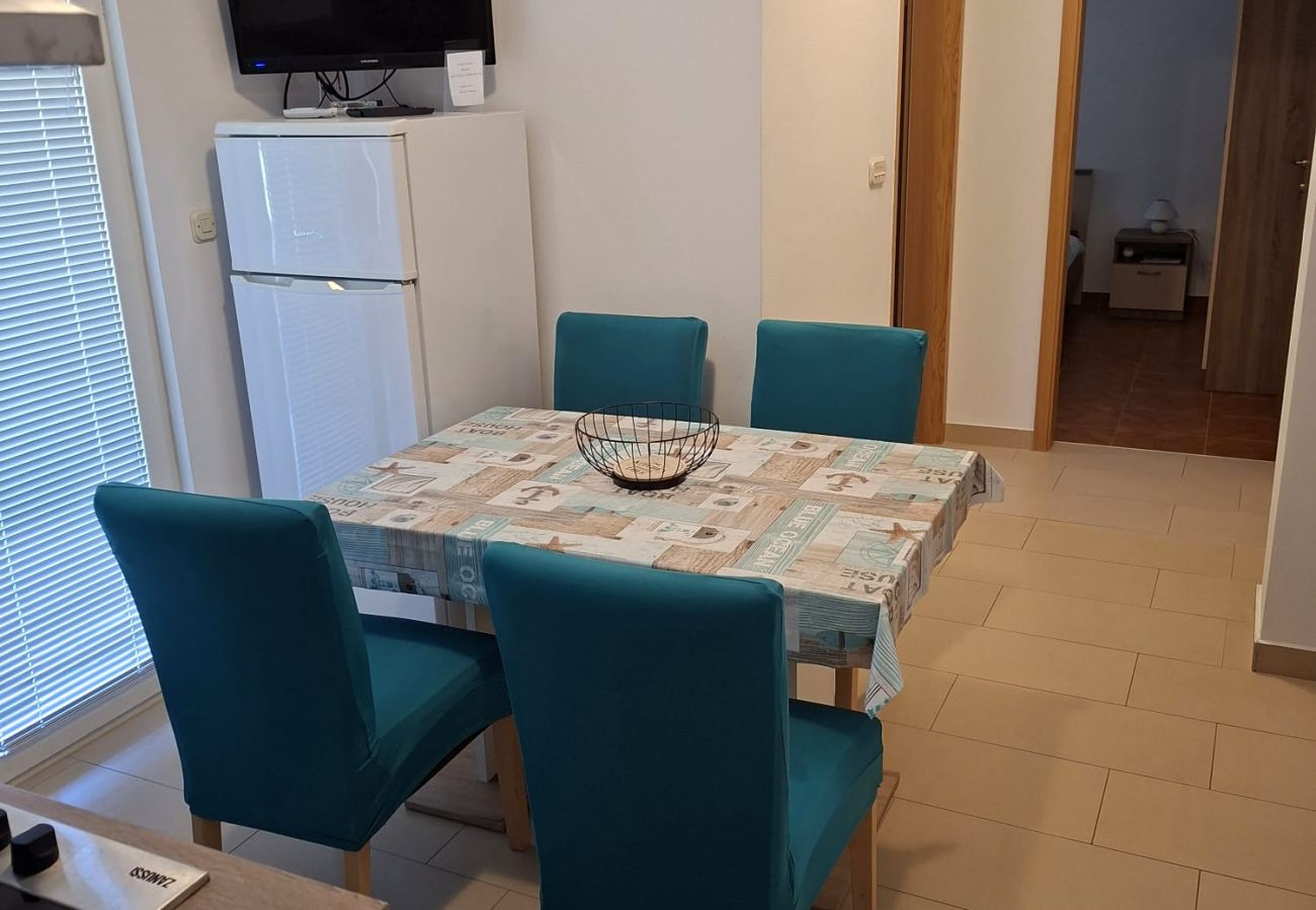 Apartamento en Vrsi - Apartamento en Vrsi con Balcón, Acondicionador, WIFI (4494-1)