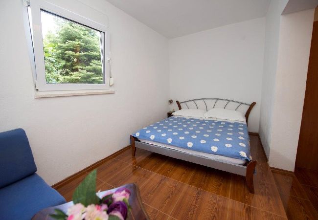 Apartamento en Duce - Apartamento en Duće con Seaview, Terraza, Acondicionador, WIFI (132-10) Apartamento en Duce - Apartamento en Duće con Seaview, Terraza, Acondicionador, WIFI (132-10)