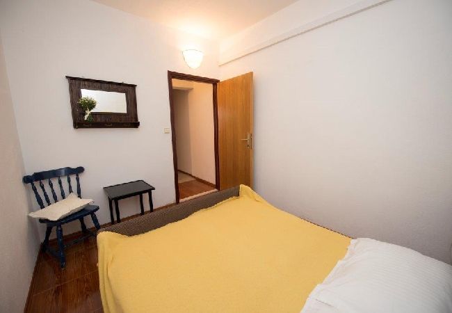 Apartamento en Duce - Apartamento en Duće con Seaview, Terraza, Acondicionador, WIFI (132-10) Apartamento en Duce - Apartamento en Duće con Seaview, Terraza, Acondicionador, WIFI (132-10)