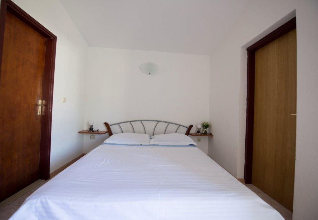 Apartamento en Duce - Apartamento en Duće con Seaview, Balcón, Acondicionador, WIFI (132-3)