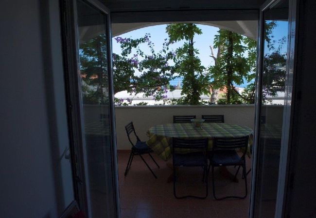Apartamento en Duce - Apartamento en Duće con Seaview, Terraza, Acondicionador, WIFI (132-9) Apartamento en Duce - Apartamento en Duće con Seaview, Terraza, Acondicionador, WIFI (132-9)