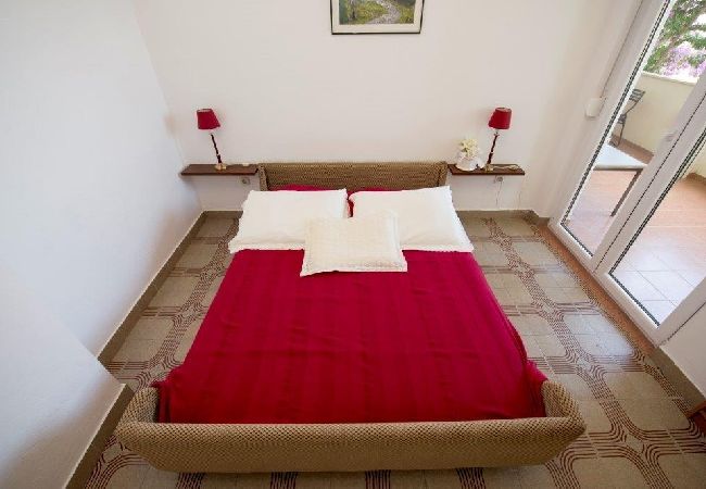 Apartamento en Duce - Apartamento en Duće con Seaview, Terraza, Acondicionador, WIFI (132-9) Apartamento en Duce - Apartamento en Duće con Seaview, Terraza, Acondicionador, WIFI (132-9)