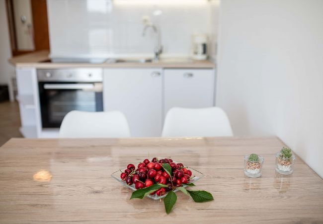 Apartamento en Supetarska Draga - Apartamento en Supetarska Draga con Seaview, Balcón, Acondicionador, WIFI (4551-1) Apartamento en Supetarska Draga - Apartamento en Supetarska Draga con Seaview, Balcón, Acondicionador, WIFI (4551-1)