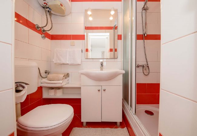 Apartamento en Supetarska Draga - Apartamento en Supetarska Draga con Seaview, Balcón, Acondicionador, WIFI (4551-4) Apartamento en Supetarska Draga - Apartamento en Supetarska Draga con Seaview, Balcón, Acondicionador, WIFI (4551-4)