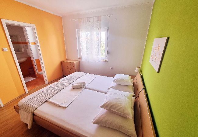 Apartamento en Supetarska Draga - Apartamento en Supetarska Draga con Seaview, Terraza, Acondicionador, WIFI (4551-2) Apartamento en Supetarska Draga - Apartamento en Supetarska Draga con Seaview, Terraza, Acondicionador, WIFI (4551-2)