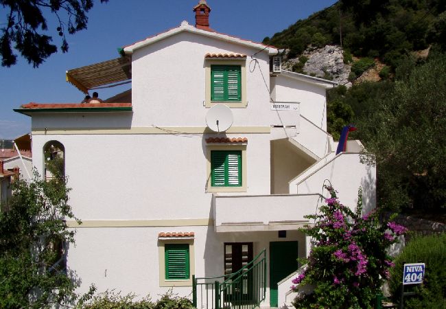 Apartamento en Supetarska Draga - Apartamento en Supetarska Draga con Seaview, Terraza, Acondicionador, WIFI (4552-8) Apartamento en Supetarska Draga - Apartamento en Supetarska Draga con Seaview, Terraza, Acondicionador, WIFI (4552-8)