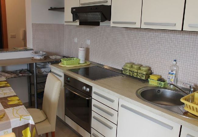 Apartamento en Ždrelac - Apartamento en Ždrelac con Seaview, Balcón, Acondicionador, WIFI (4561-1) Apartamento en Ždrelac - Apartamento en Ždrelac con Seaview, Balcón, Acondicionador, WIFI (4561-1)