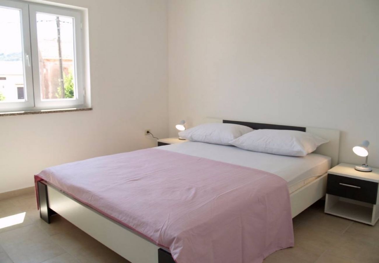 Apartamento en Preko - Apartamento en Preko con Terraza, Acondicionador, WIFI, Lavadora (4568-3)