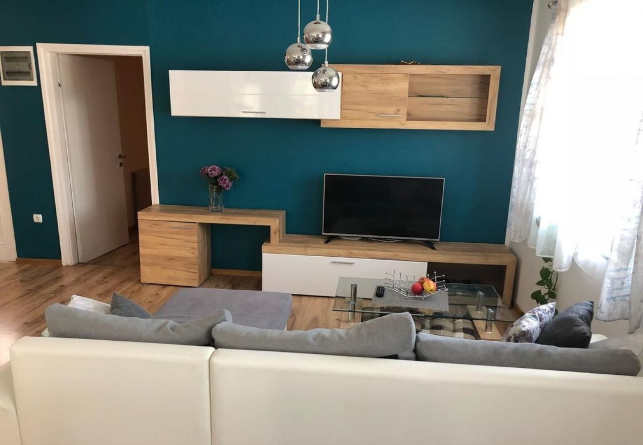 Casa en Zadar - Casa de vacaciones en Zadar con Balcón, Acondicionador, WIFI, Lavadora (4576-1)