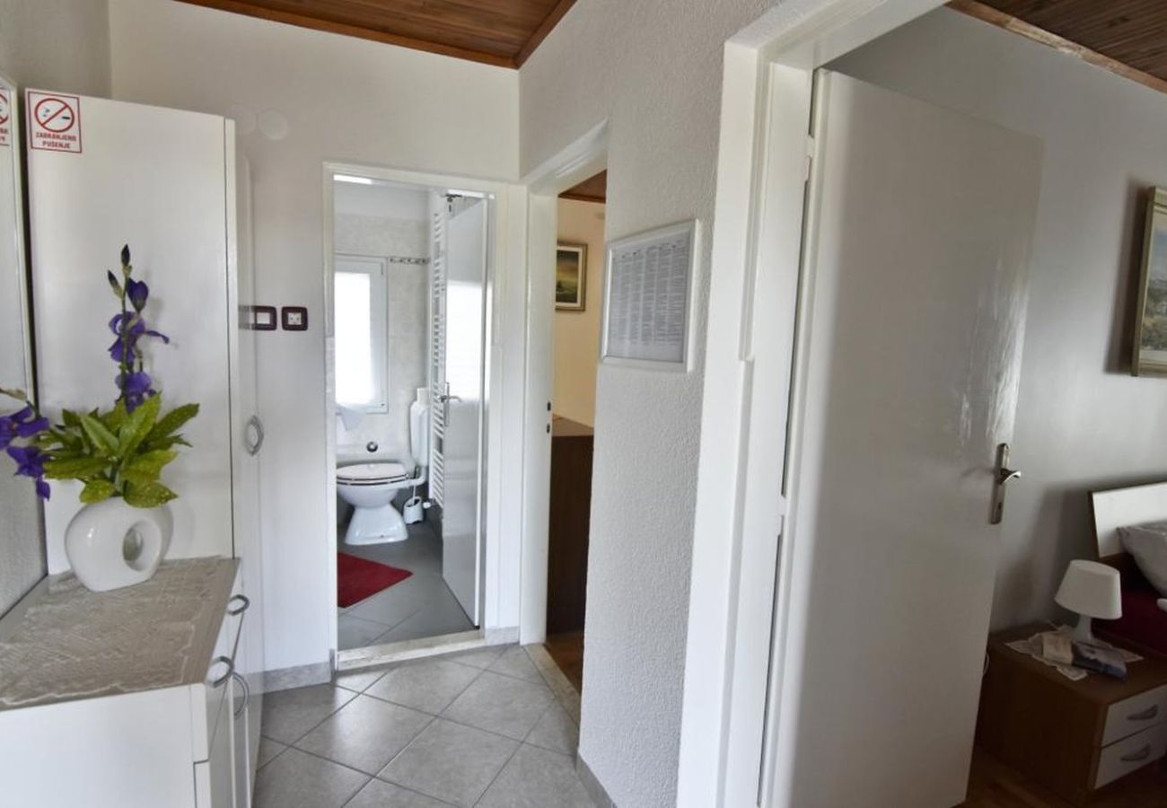 Apartamento en Savudrija - Apartamento en Savudrija con Terraza, Acondicionador, WIFI, Lavavajillas (4577-1)