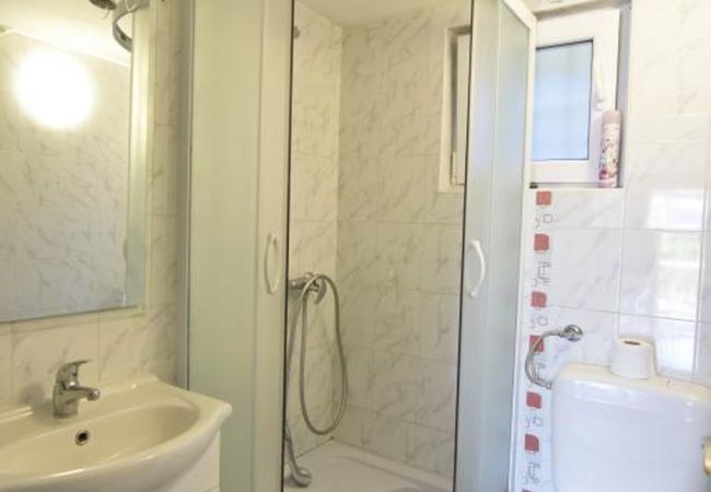 Apartamento en Savudrija - Apartamento en Savudrija con Terraza, Acondicionador, WIFI (4577-2) Apartamento en Savudrija - Apartamento en Savudrija con Terraza, Acondicionador, WIFI (4577-2)