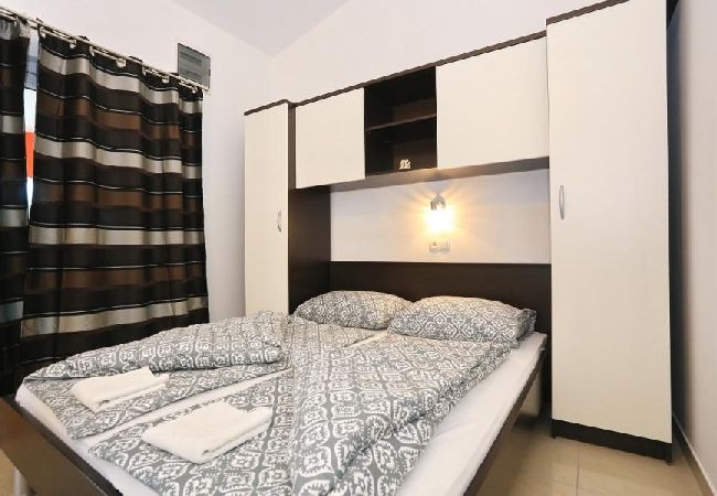 Apartamento en Vir - Apartamento en Vir con Seaview, Terraza, Acondicionador, WIFI (4595-5) Apartamento en Vir - Apartamento en Vir con Seaview, Terraza, Acondicionador, WIFI (4595-5)