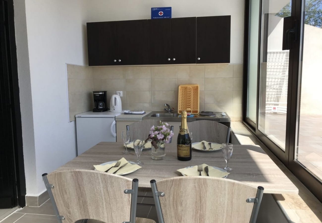 Apartamento en Lopar - Apartamento en Lopar con Seaview, Terraza, Acondicionador, WIFI (4607-1)