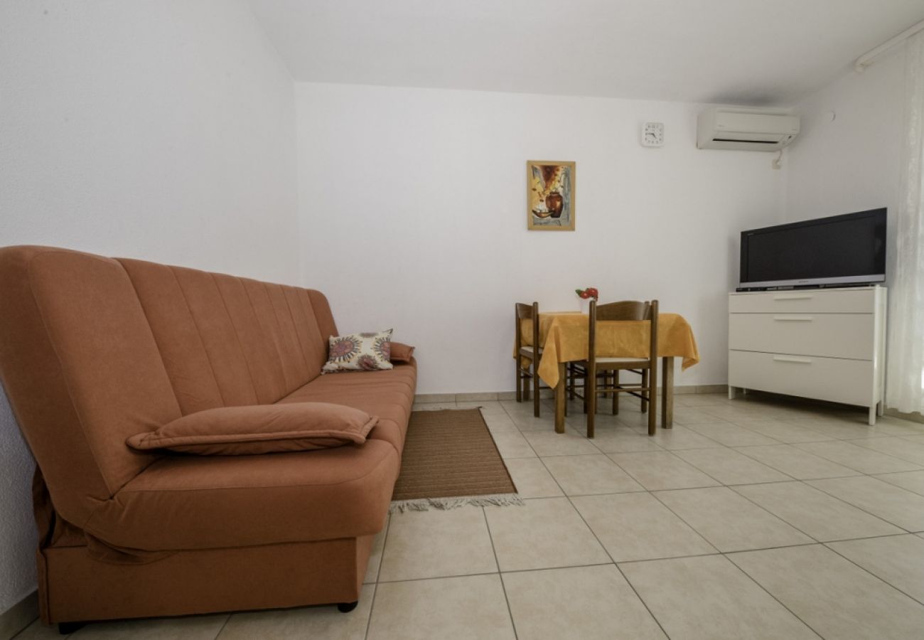 Apartamento en Lopar - Apartamento en Lopar con Terraza, Acondicionador, WIFI (4612-3)