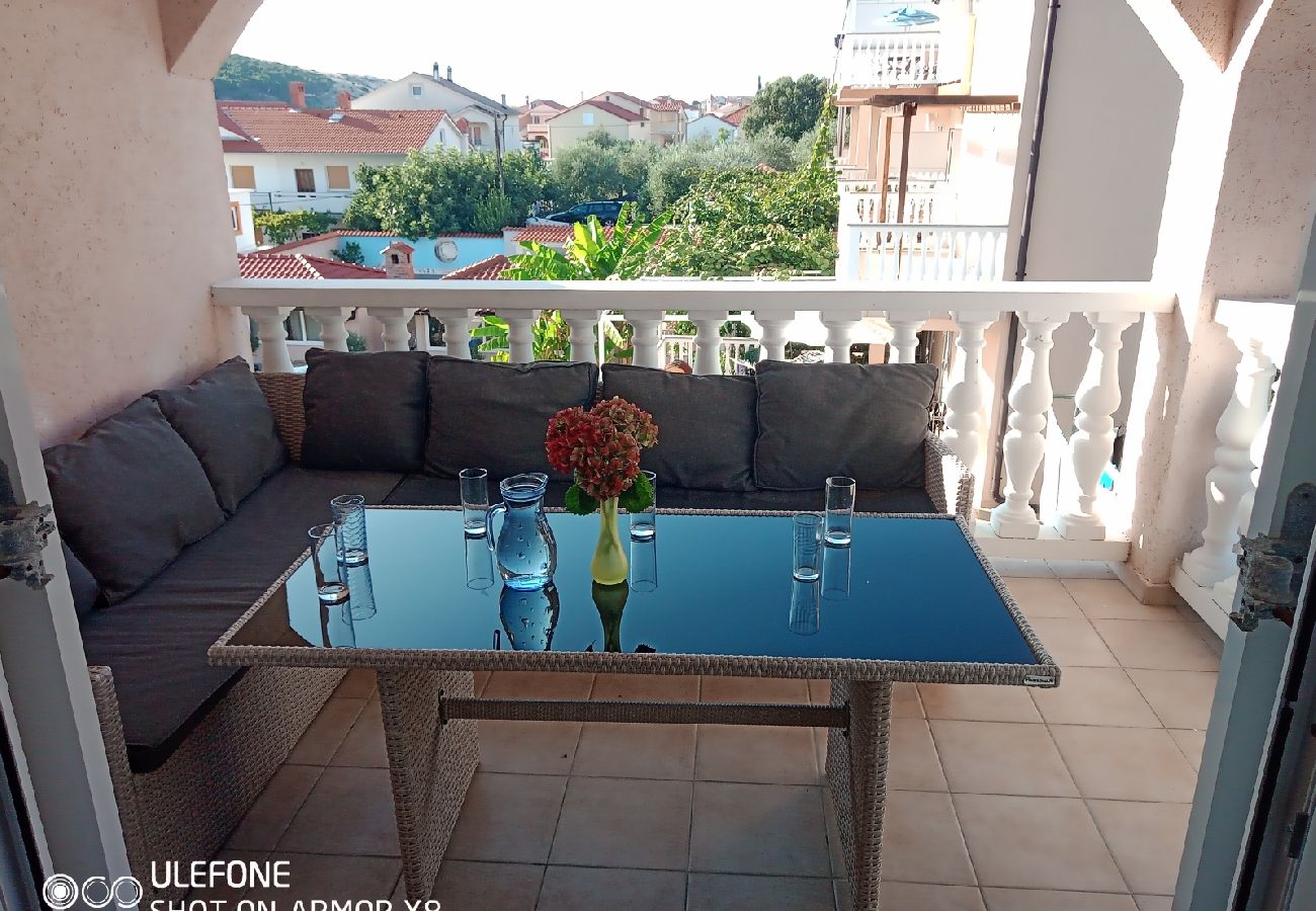 Apartamento en Lopar - Apartamento en Lopar con Terraza, Acondicionador, WIFI (4620-4)