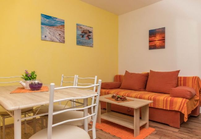 Apartamento en Crikvenica - Apartamento en Crikvenica con Seaview, Terraza, Acondicionador, WIFI (4628-3) Apartamento en Crikvenica - Apartamento en Crikvenica con Seaview, Terraza, Acondicionador, WIFI (4628-3)