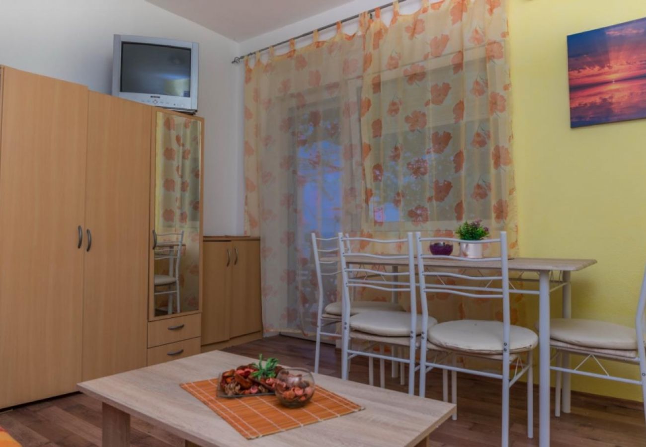 Apartamento en Crikvenica - Apartamento en Crikvenica con Seaview, Terraza, Acondicionador, WIFI (4628-3)