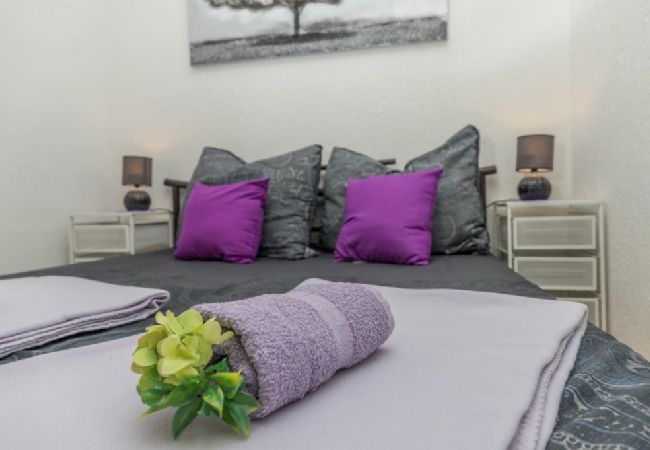 Apartamento en Crikvenica - Apartamento en Crikvenica con Seaview, Terraza, Acondicionador, WIFI (4628-4) Apartamento en Crikvenica - Apartamento en Crikvenica con Seaview, Terraza, Acondicionador, WIFI (4628-4)